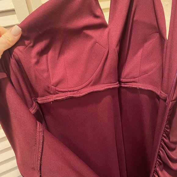 BETSY & ADAM EMBELLISHED GOWN - Picture 9 of 12